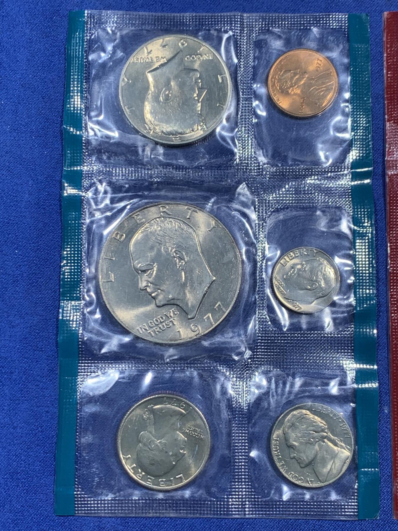 《竞宝斋》第470场 周日，周一，周二 3场连拍 （全场包邮）欢迎送拍 两套一组 美国1977年六枚装套币