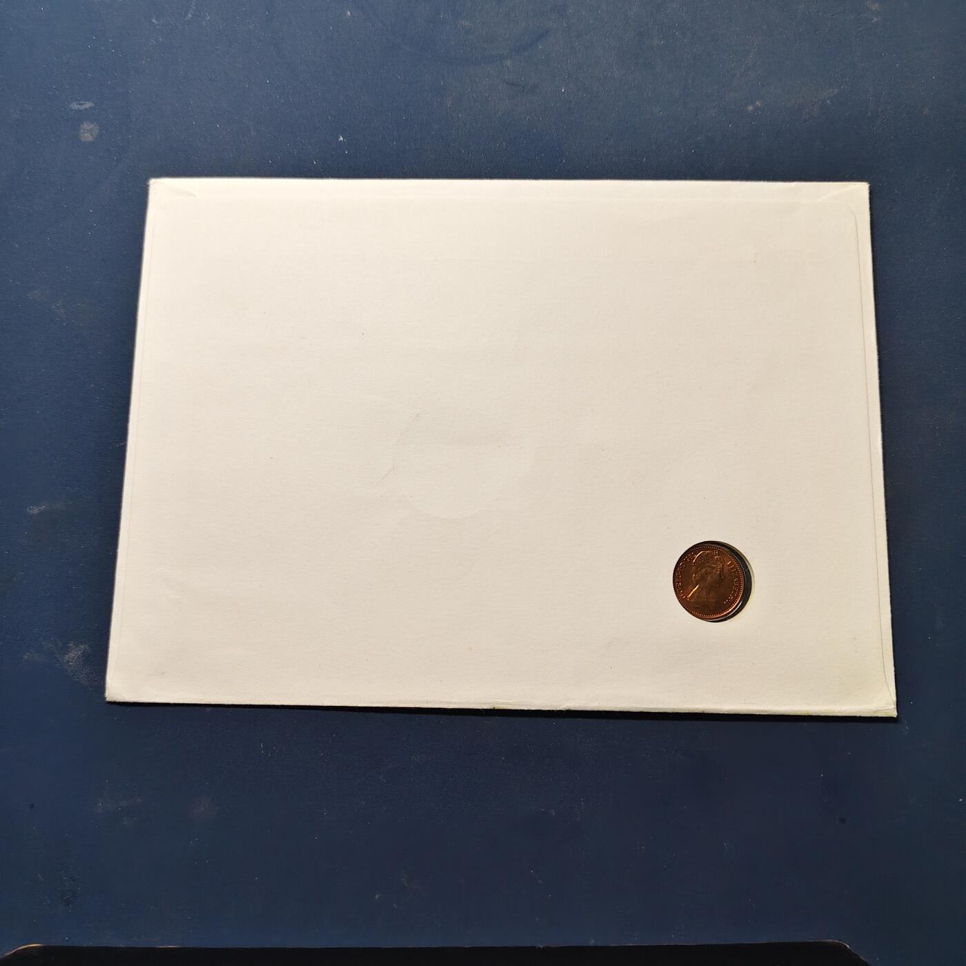 【全场包邮】纯粹捡漏拍512场 【邮币封】英国1984年5月1日发行创新电子邮票纪念邮币封