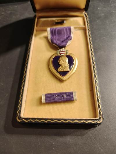 老王徽章第187期 - 美国紫心勋章    二战原盒带略和珐琅略