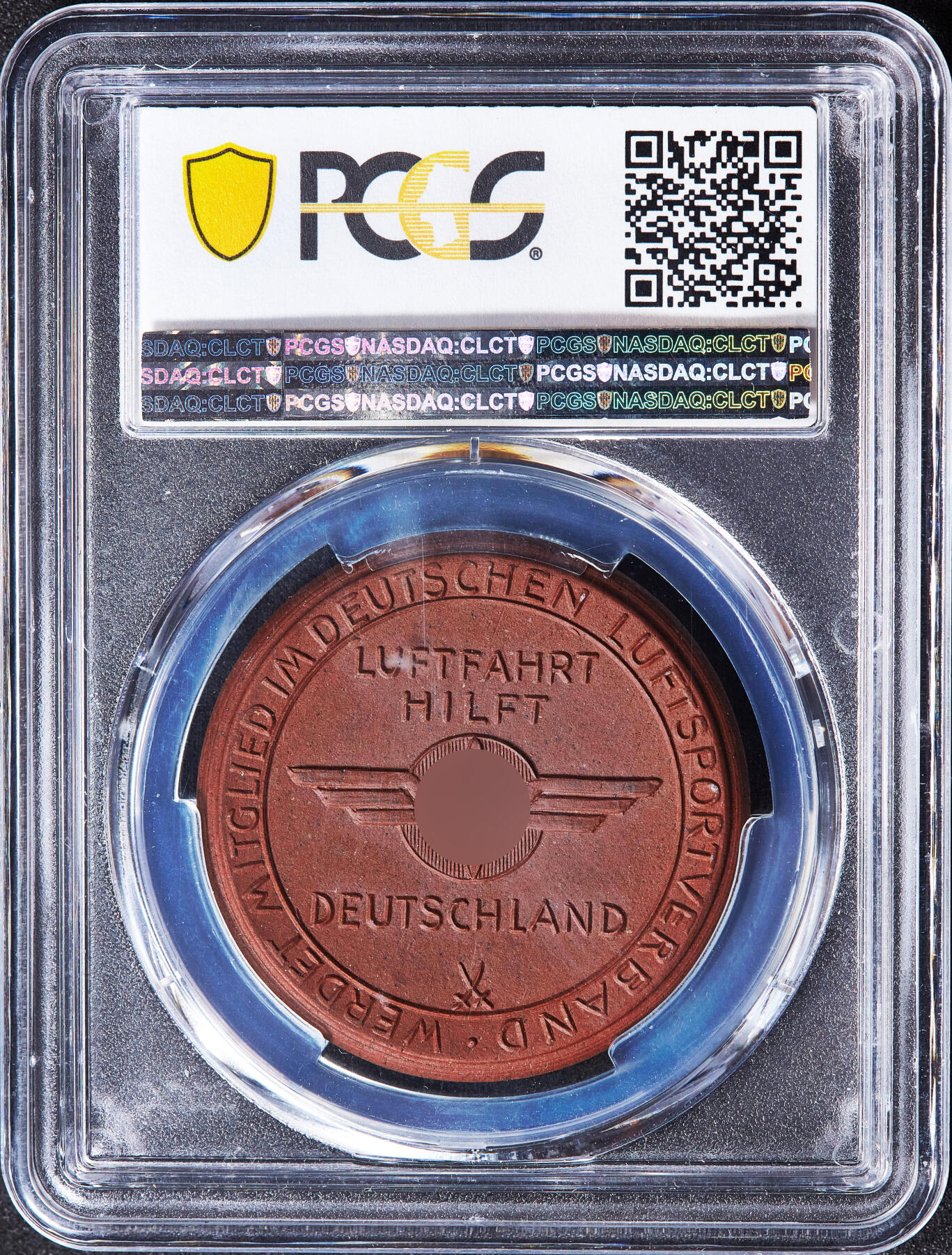 【俄甄集藏】2026年(049)03-18星期三 晚 19:30 全场包邮 德国第三帝国1935年德累斯顿帝国航空运动协会（培养和训练军事飞行员的统一组织）陶瓷纪念章，PCGS MS65，完美品相，原图联系客服或官网查询