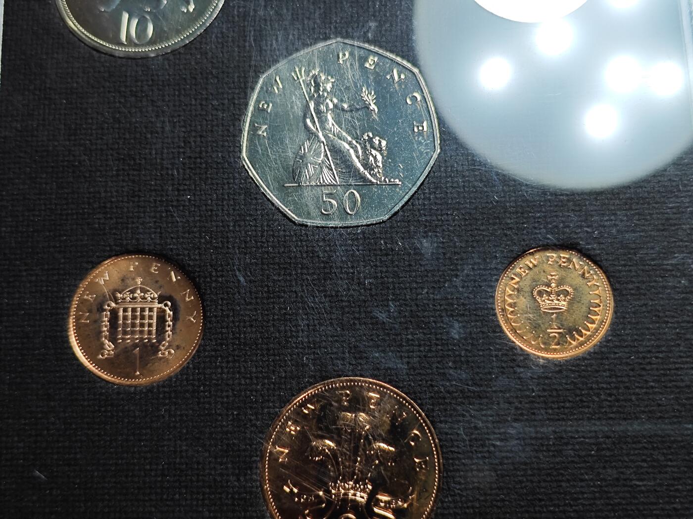 KK钱币收藏小铺   套币专场 2月预留时间 周末发货  1971英国大小面值清年一套 精制套币