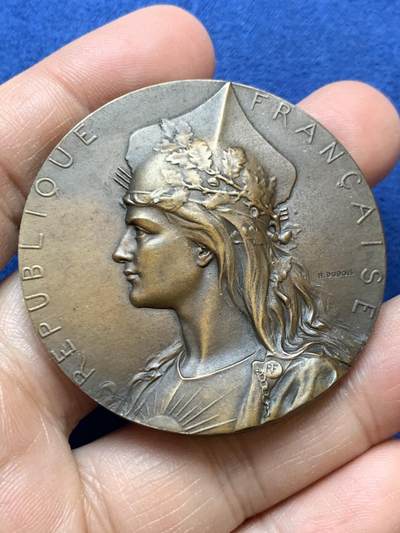 《竞宝斋》第470场 周日，周一，周二 3场连拍 （全场包邮）欢迎送拍 - 法国玛丽安娜女神铜章 复古尖顶帽 H. DUBOIS作品 61.2克 49.8mm 丰饶角铜标