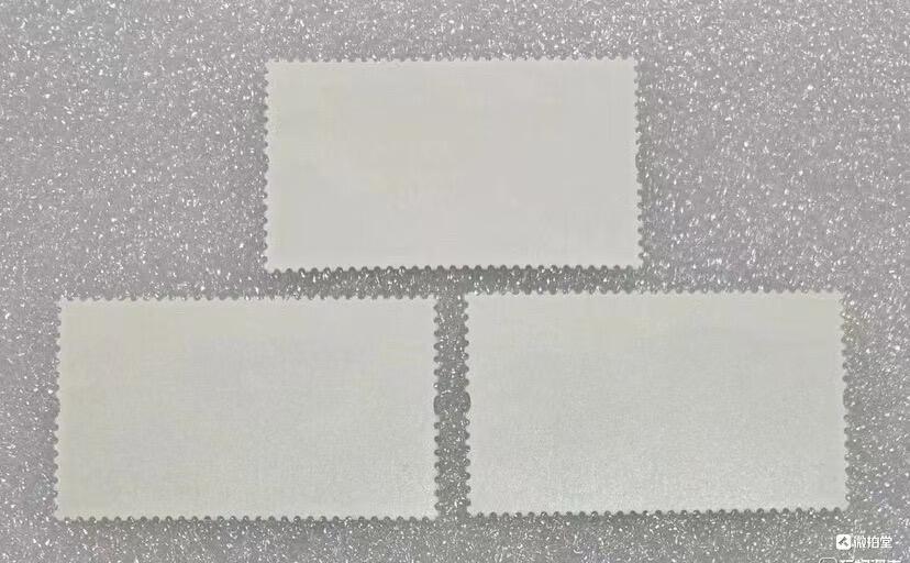 “扬州园林”邮票1套3枚。