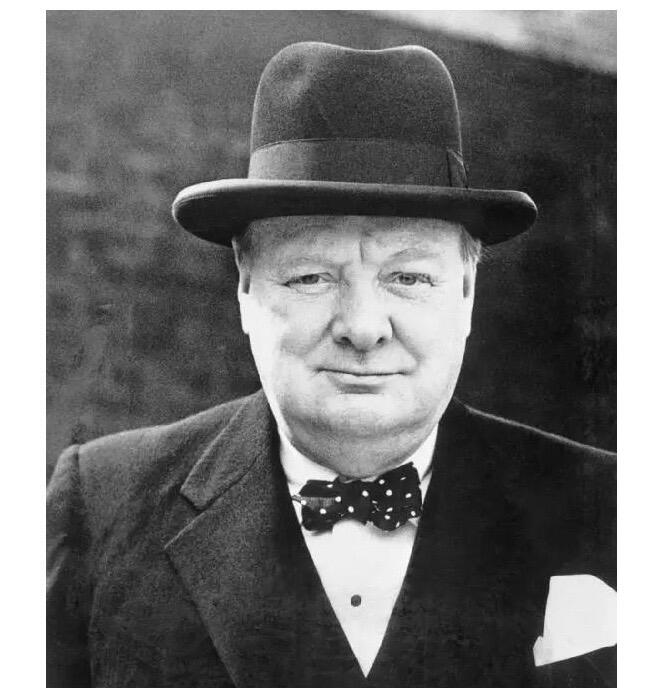 英国1945年 二战领袖丘吉尔高浮雕精制彩色大铜章 45MM