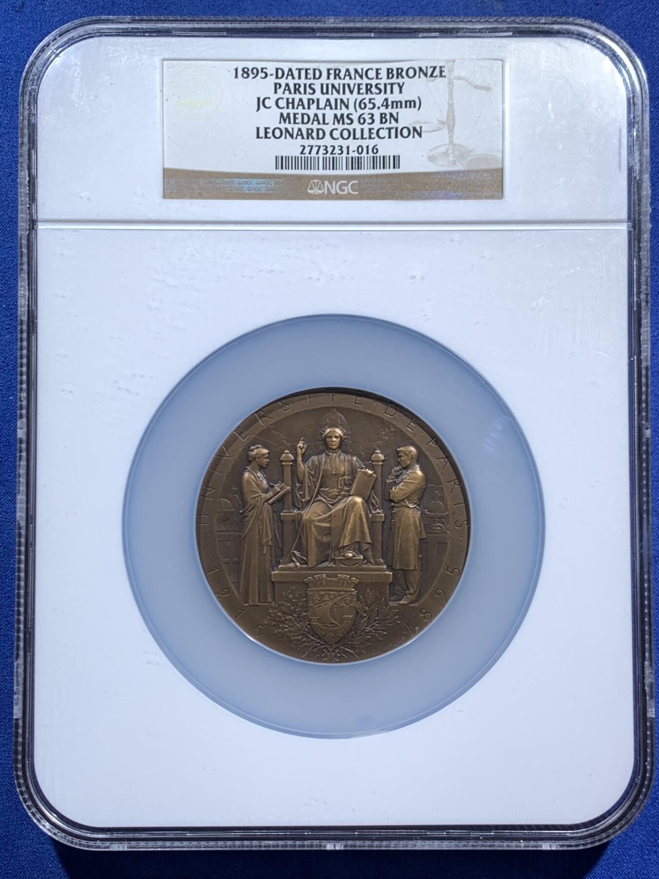 《竞宝斋》第470场 周日，周一，周二 3场连拍 （全场包邮）欢迎送拍 NGC MS63BN 法国1895年巴黎大学纪念铜章 稀缺超大加厚老盒