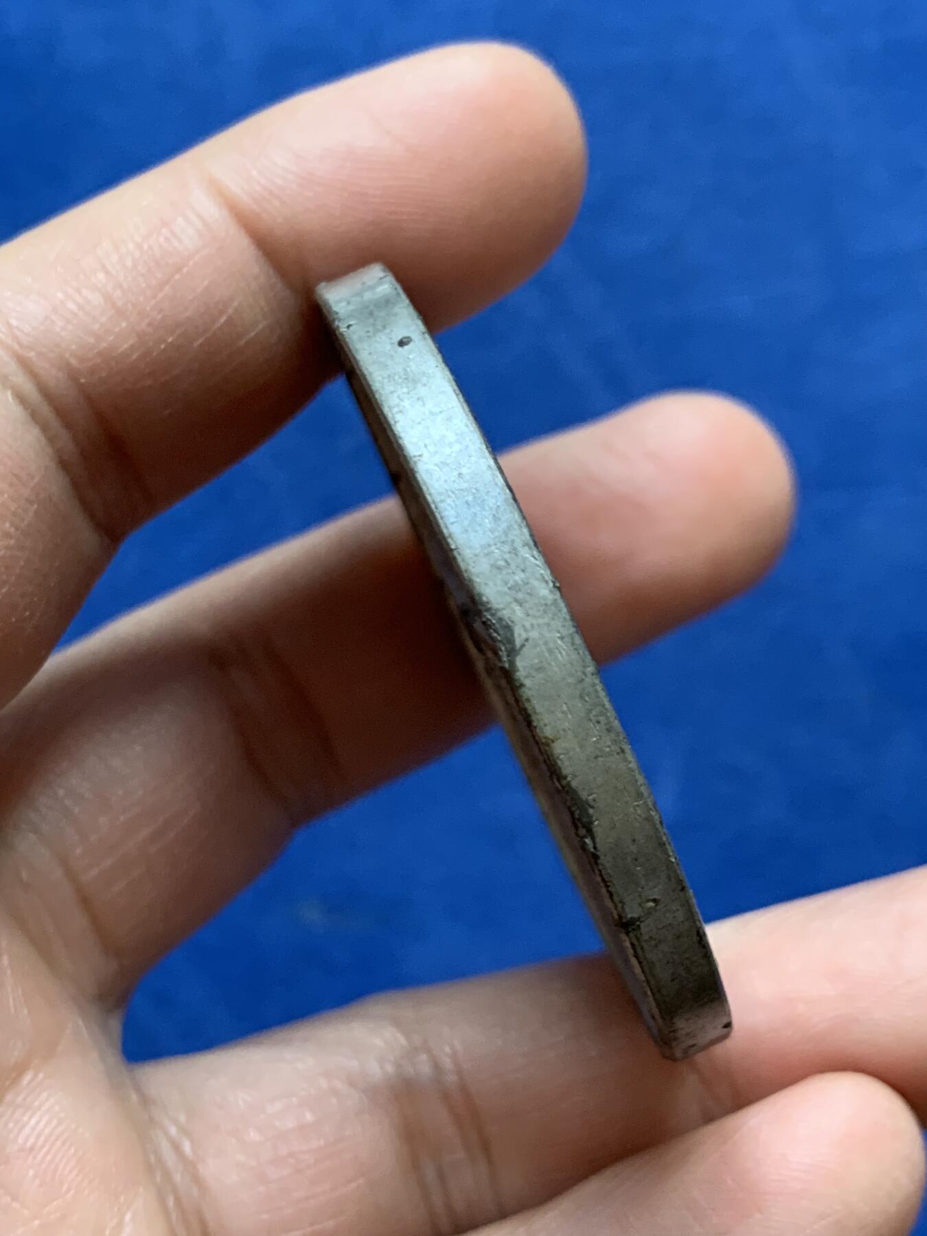 《竞宝斋》第470场 周日，周一，周二 3场连拍 （全场包邮）欢迎送拍 1851年伦敦世博会锌章 重约37.6克 50.8mm