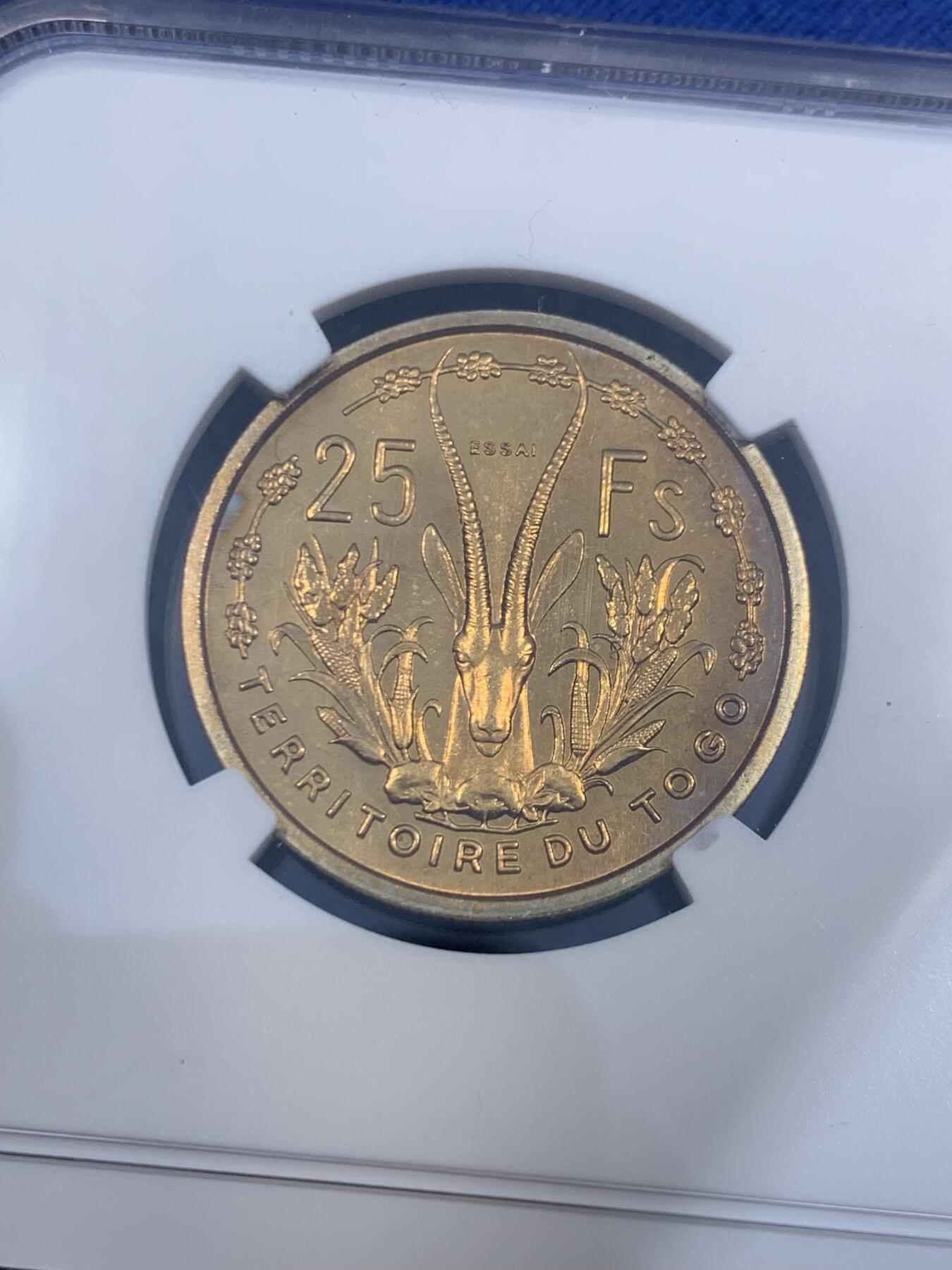 《竞宝斋》第471场 周日，周一，周二 3场连拍 （全场包邮）欢迎送拍 3枚一组 NGC MS63-64 法属多哥 1956年 5/10/25法郎 ESSAI样币 3枚一组确实不易 10法郎N标签面值错误 可自行联系N免费更换