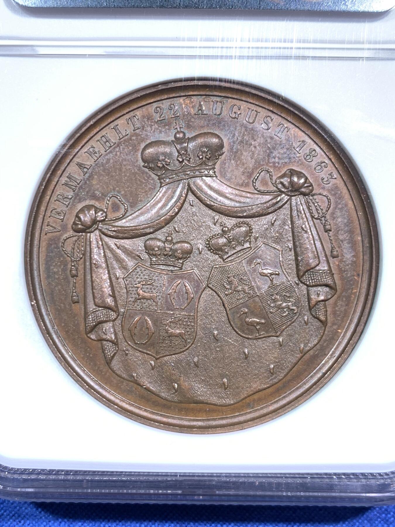 《竞宝斋》第471场 周日，周一，周二 3场连拍 （全场包邮）欢迎送拍 NGC MS62BN 德国 1863 安娜·伊丽莎白公主与施托尔贝格-韦尼格罗德伯爵 婚礼纪念铜章 双面高浮雕 加厚盒装 品种少见