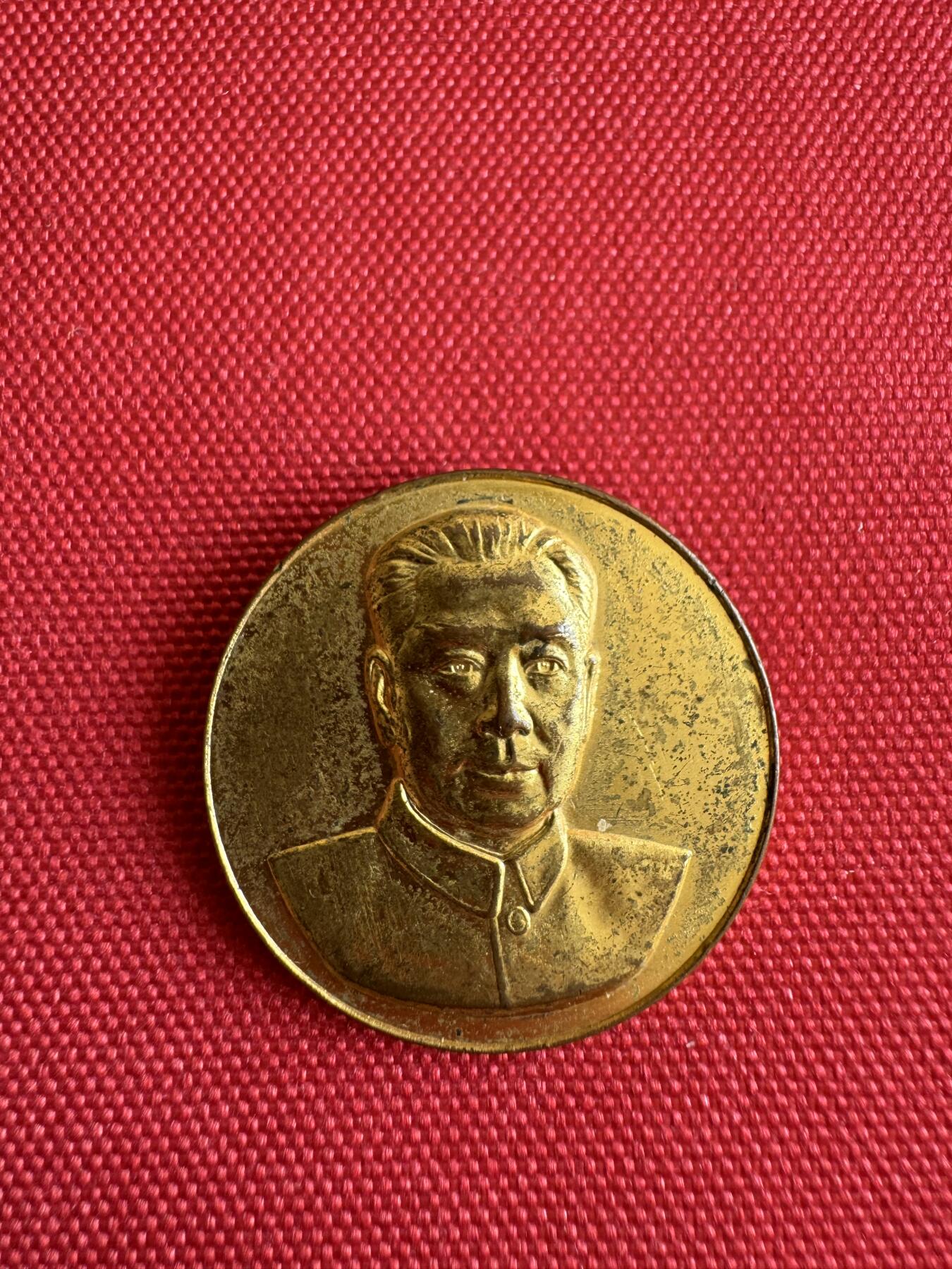 五哥徽章群   18号周三晚上八点4群联拍 铜章