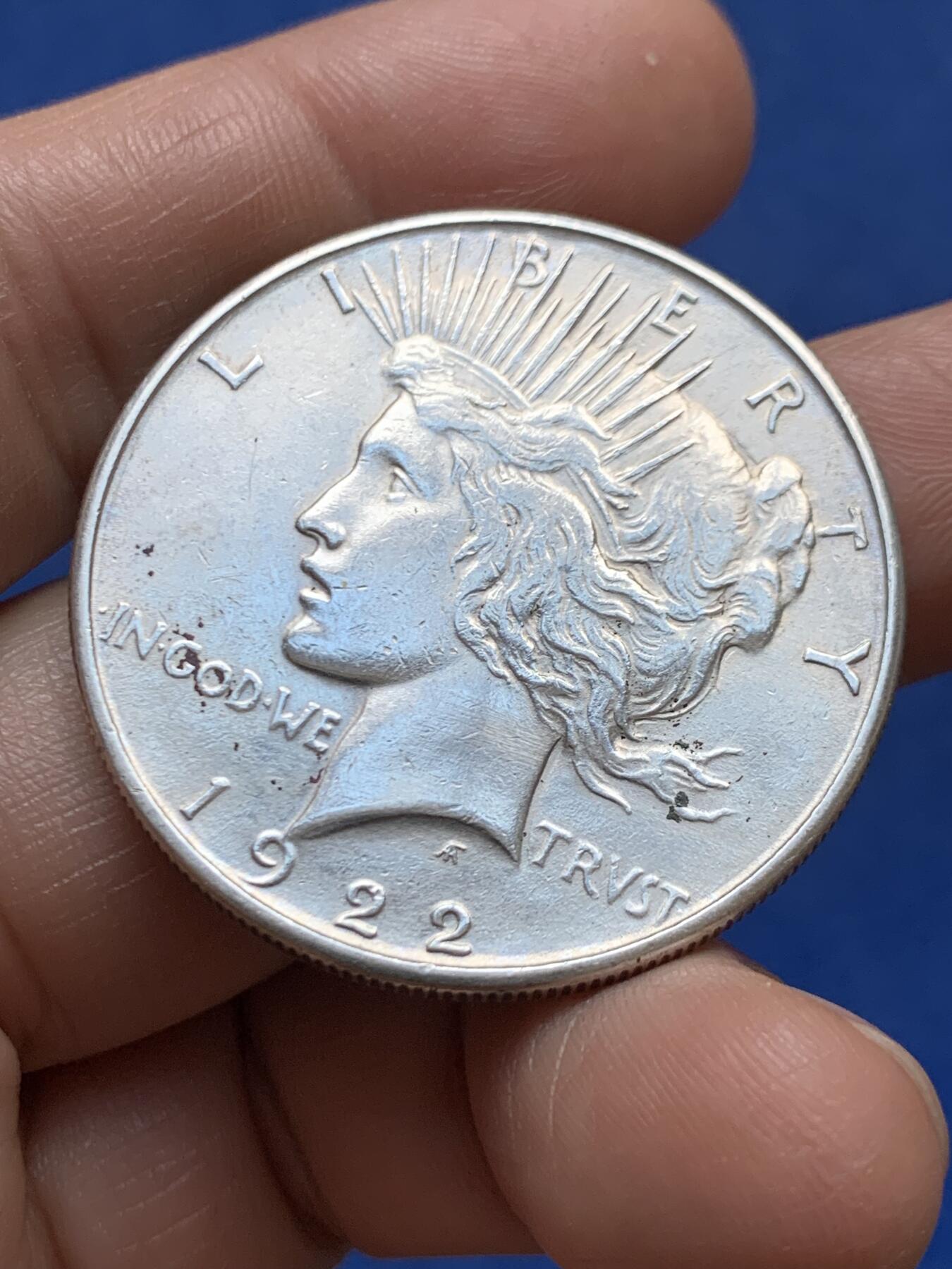 《竞宝斋》第471场 周日，周一，周二 3场连拍 （全场包邮）欢迎送拍 美国1922年和平鸽银币