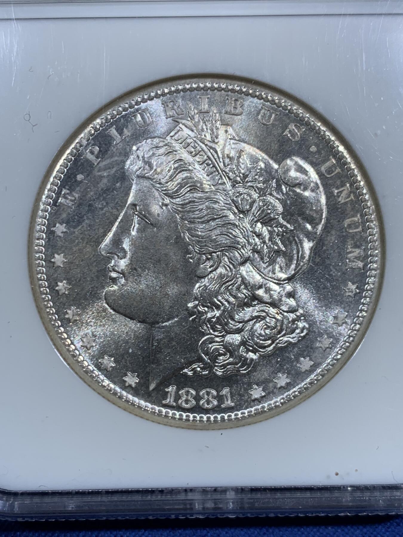 《竞宝斋》第471场 周日，周一，周二 3场连拍 （全场包邮）欢迎送拍 NGC MS65PL 美国 1881 S 摩根银币 难得高分类镜面 转光犀利 镜面感十足 收藏佳品 老盒严评