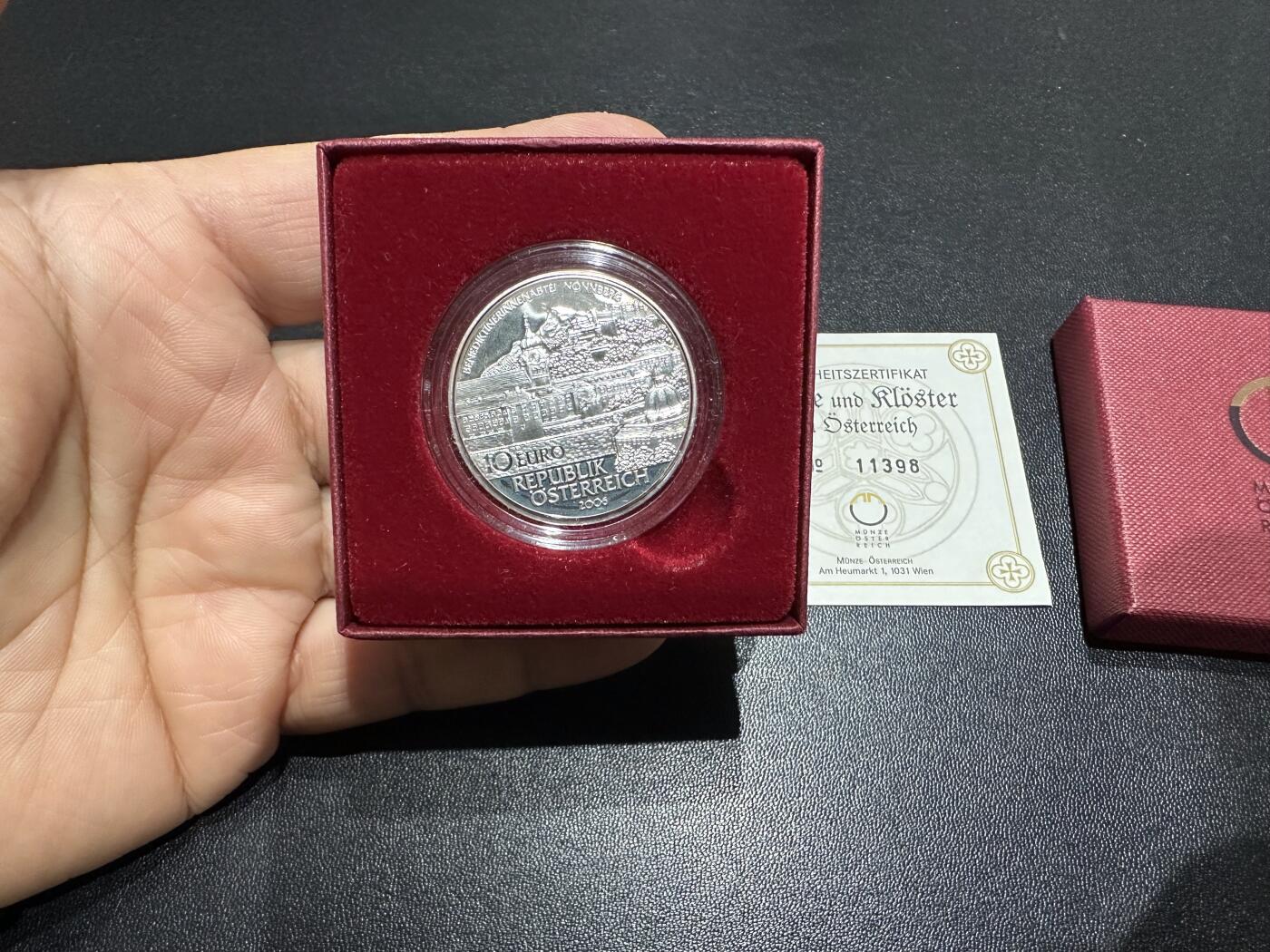 《外钞收藏家》第六百一十八期（精品场）（长期征集拍品、欢迎藏友们联系合作） 奥地利2006年欧洲建筑侬山修道院精制10欧元（16g925银，盒证齐全）