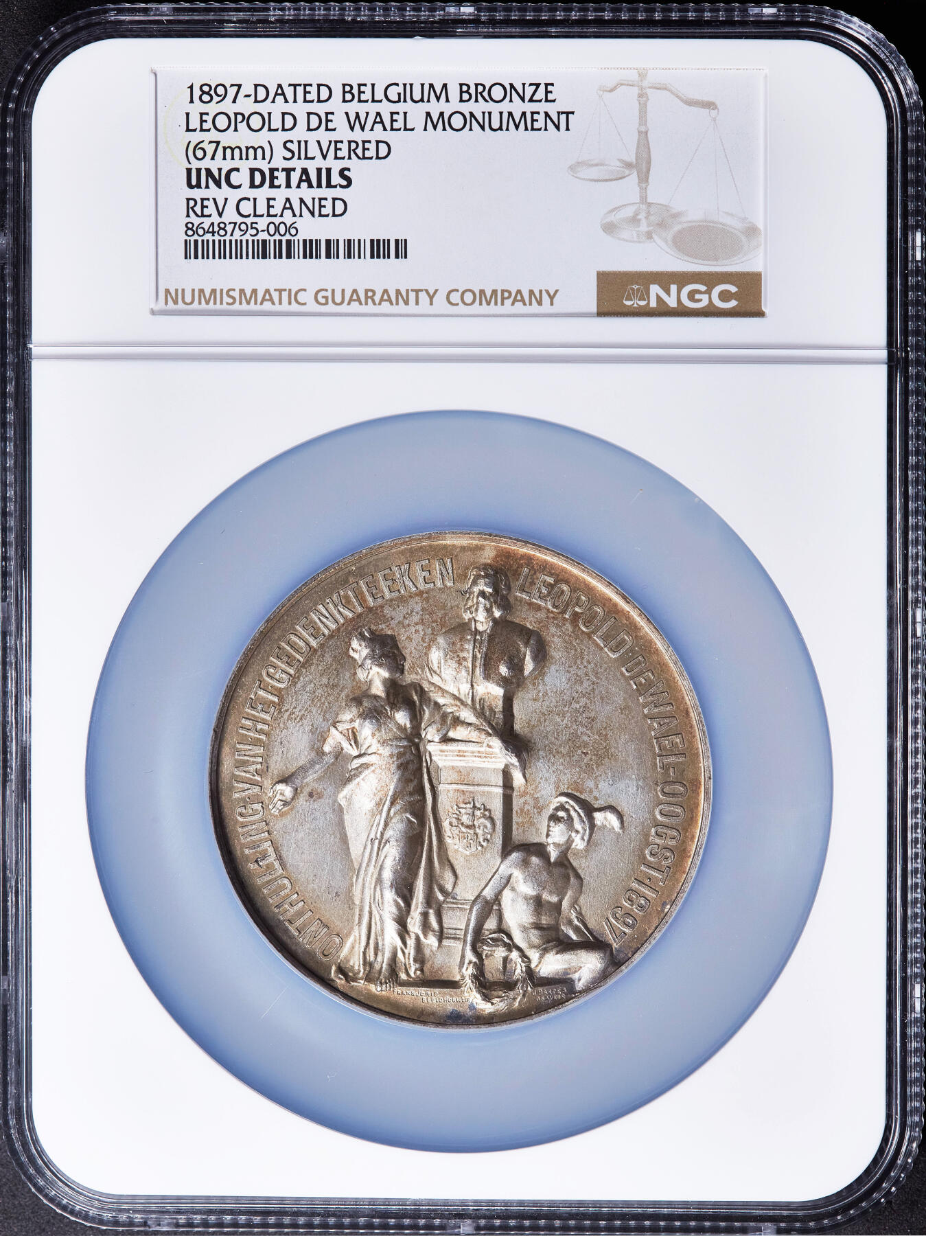 【俄甄集藏】2026年(049)03-18星期三 晚 19:30 全场包邮 比利时1897年纪念慈善家利奥波德·德·瓦尔纪念碑在布鲁塞尔落成镀银大铜章，NGC UNCD，设计精美，高浮雕，黄油彩老包浆，直径：67mm