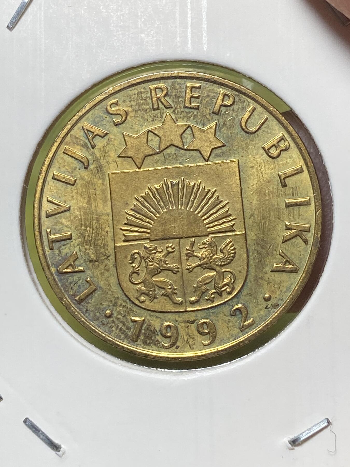 2026年第三十六场(总第二百零五场）外国精品纸夹币场(免佣金) 拉脱维亚🇱🇻1992年20分(第一套首发年)