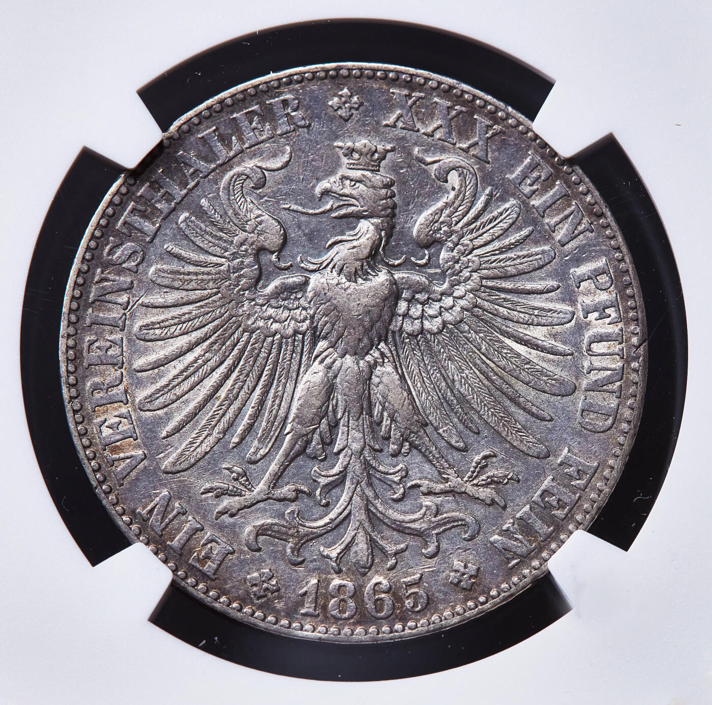 【俄甄集藏】2026年(049)03-18星期三 晚 19:30 全场包邮 德国法兰克福1865年少女1泰勒银币，NGC XF45，经典品种，酱彩老包浆