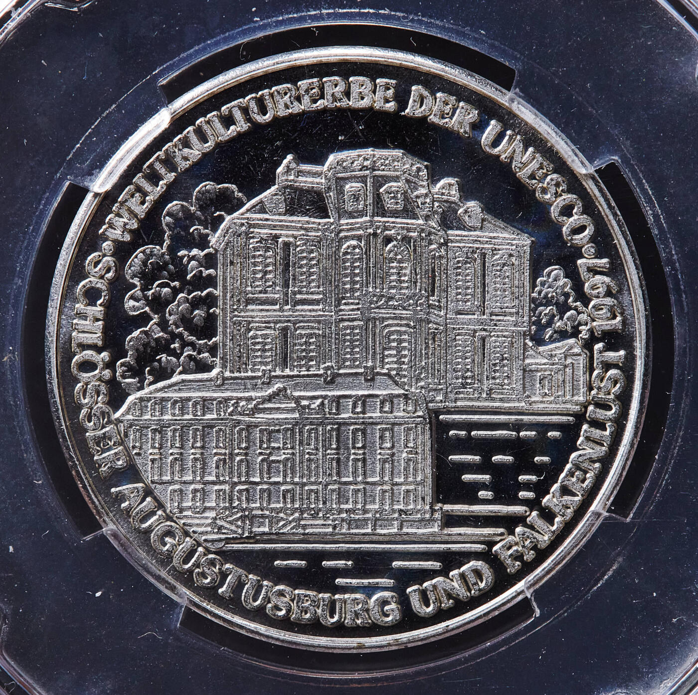 【俄甄集藏】2026年(049)03-18星期三 晚 19:30 全场包邮