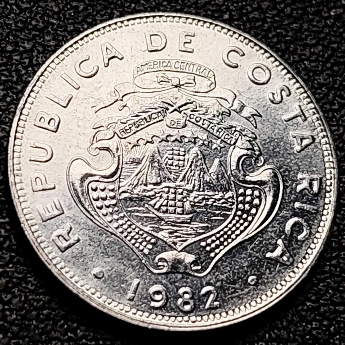 泉币菌-第212场-拍品多 请提前出价（工作最近较忙 发货不及时，望理解） 。