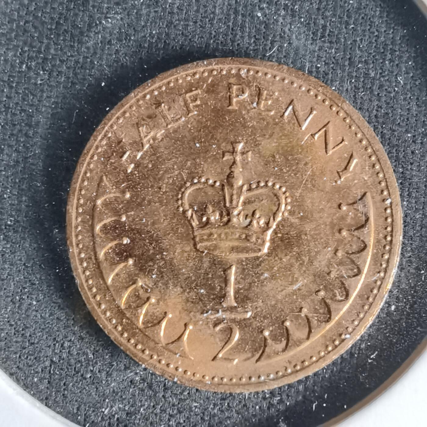 沼泽如烟--第1021场 英国1983年半便士