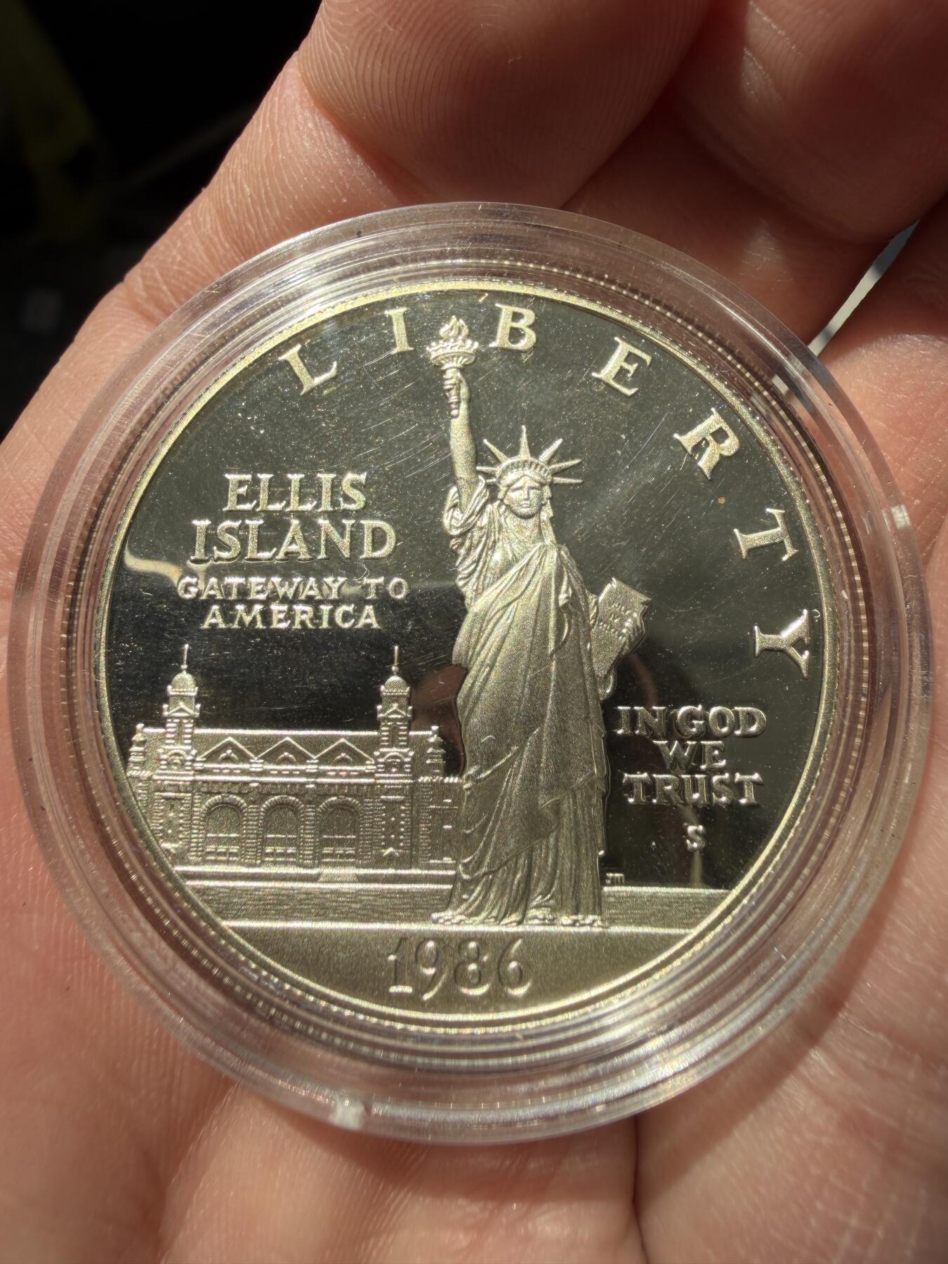 2026年集古藏今外币拍卖第三期-第5场—（总第315拍），可以寄存60天，满160元包邮。 美国1986年精制套币，含银币，无证书