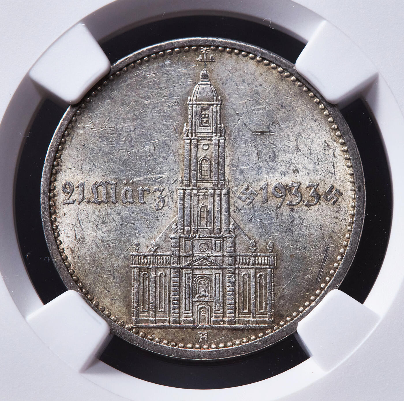 【俄甄集藏】2026年(049)03-18星期三 晚 19:30 全场包邮