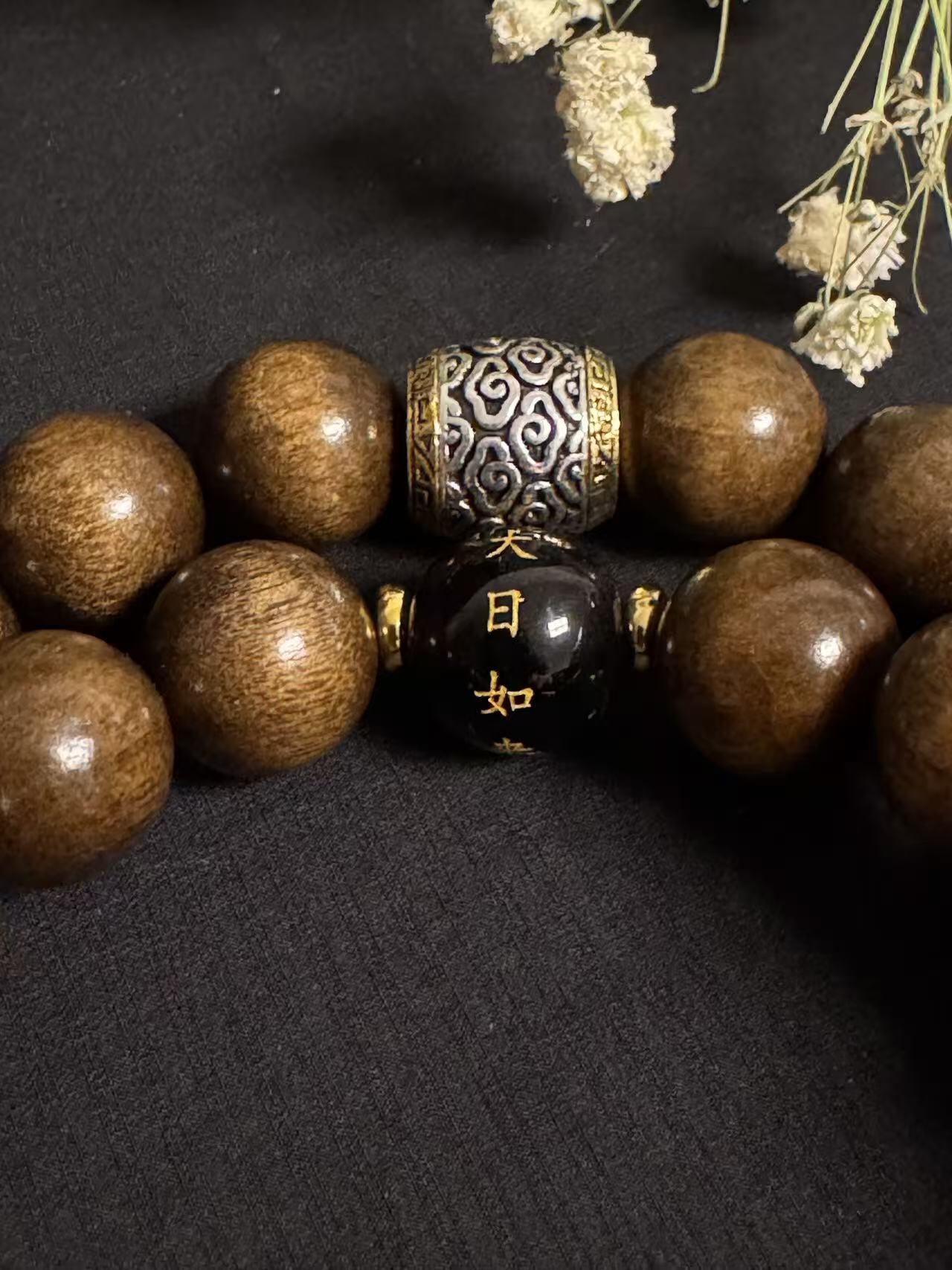 零元拍：本命佛12生肖系列金丝楠手持12MM，大日如来（生肖羊）金丝果香满满。