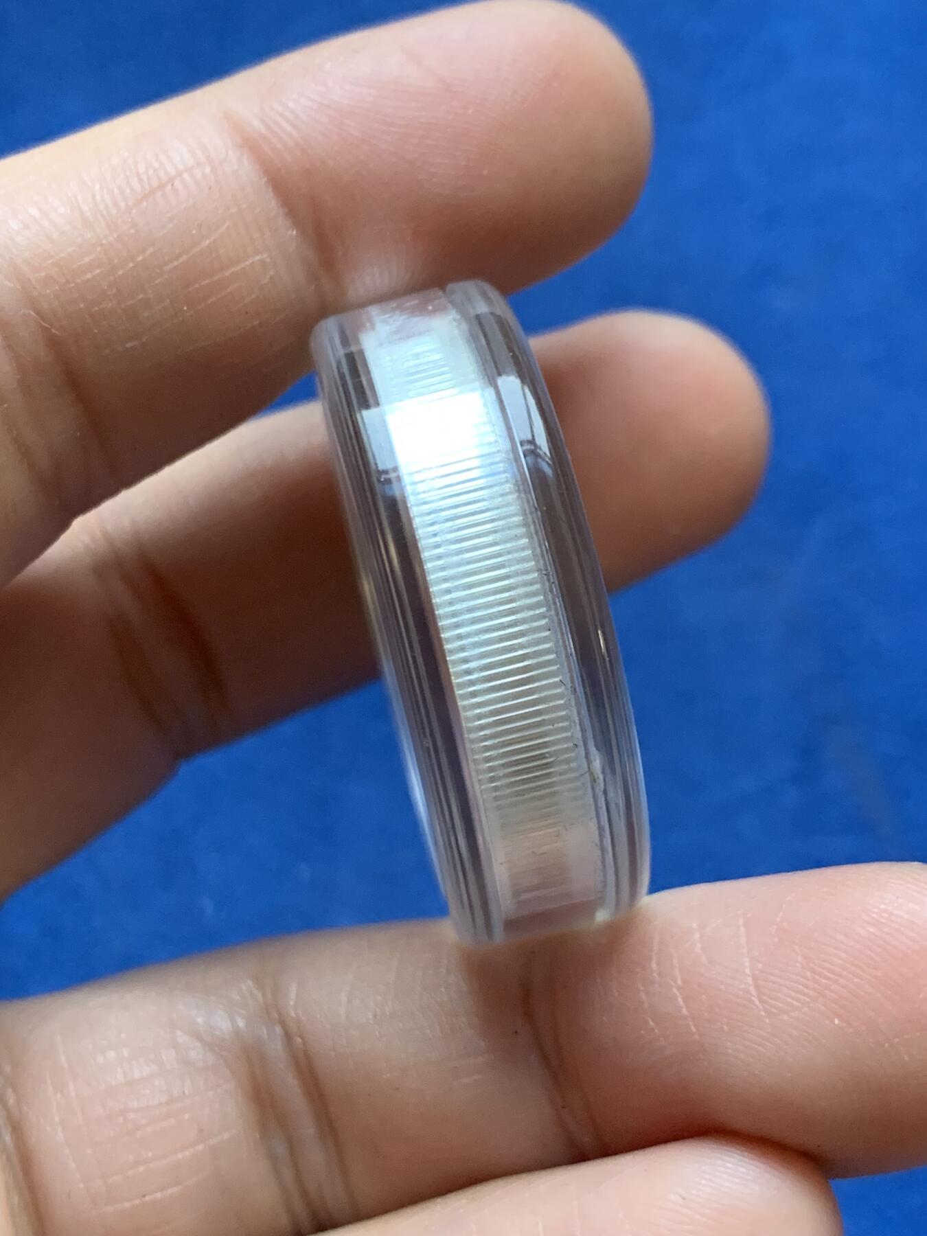 《竞宝斋》第471场 周日，周一，周二 3场连拍 （全场包邮）欢迎送拍 澳大利亚2010年1元高浮雕精制银币 两只袋鼠 1盎司999银 发行量2万 盒证全