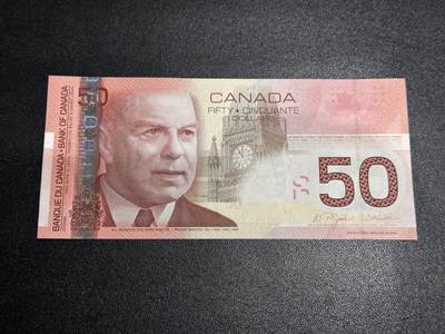 《外钞收藏家》第六百一十八期（精品场）（长期征集拍品、欢迎藏友们联系合作） - 加拿大2004年首发年份之旅系列50元（全程无4尾8，五君子塑像和“卡斯格兰志愿者服务奖”奖章）	UNC