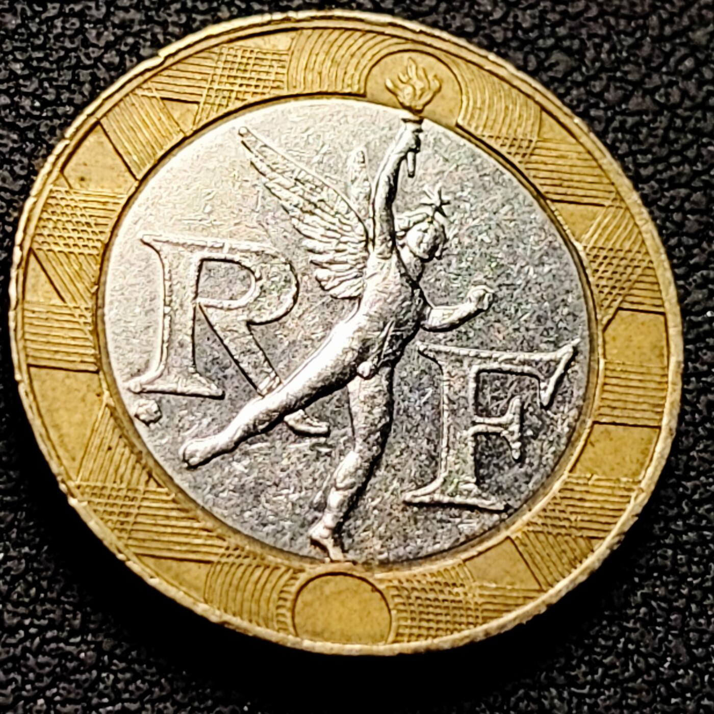 泉币菌-第211场-拍品多 请提前出价 。