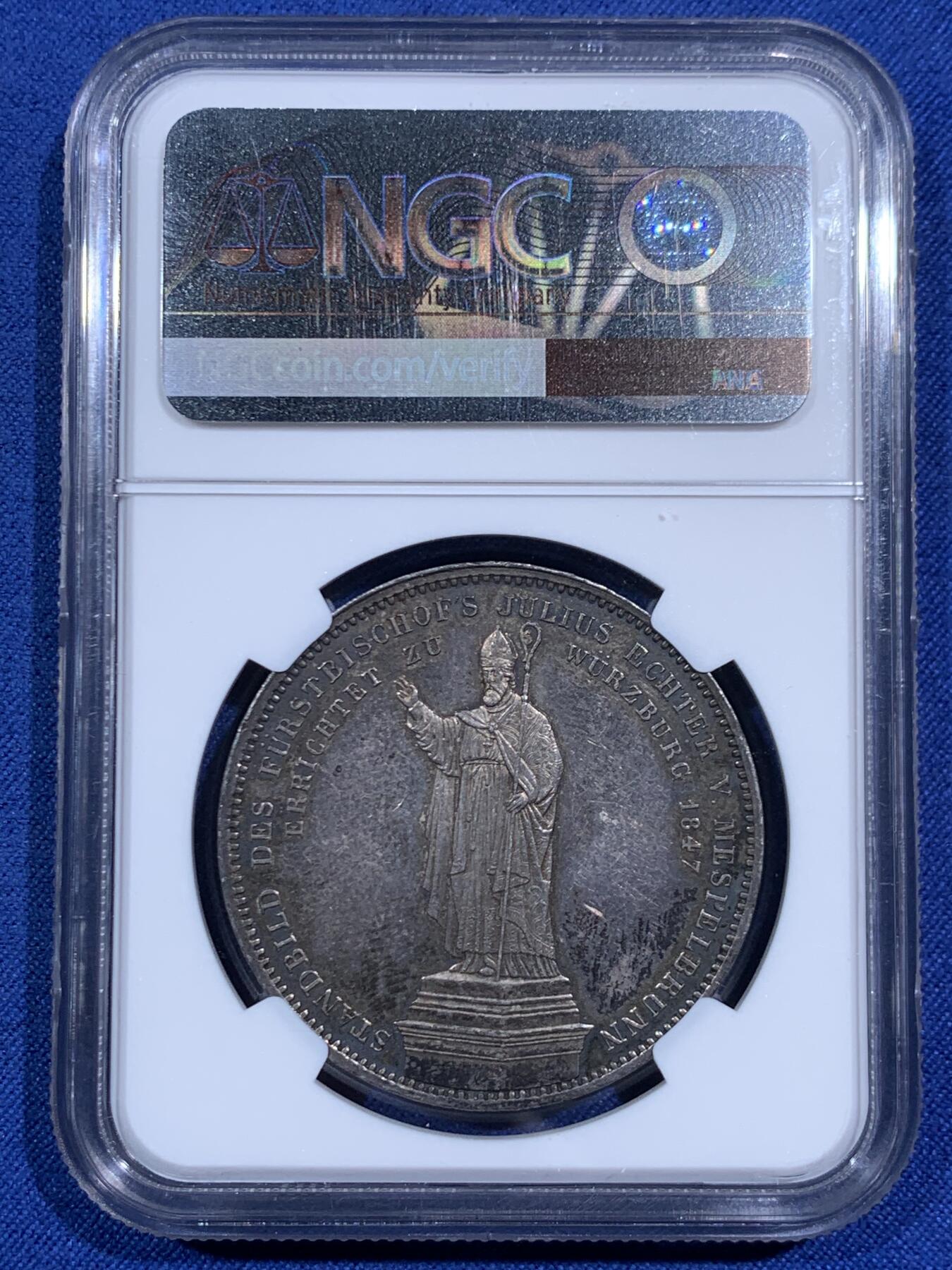 《竞宝斋》第471场 周日，周一，周二 3场连拍 （全场包邮）欢迎送拍 NGC UNC 德国 1847年 巴伐利亚路德维希一世大主教纪念2泰勒 历史泰勒中的经典之作 双面深彩包浆 状态超过了不少MS级的币 可惜没分 性价比之选