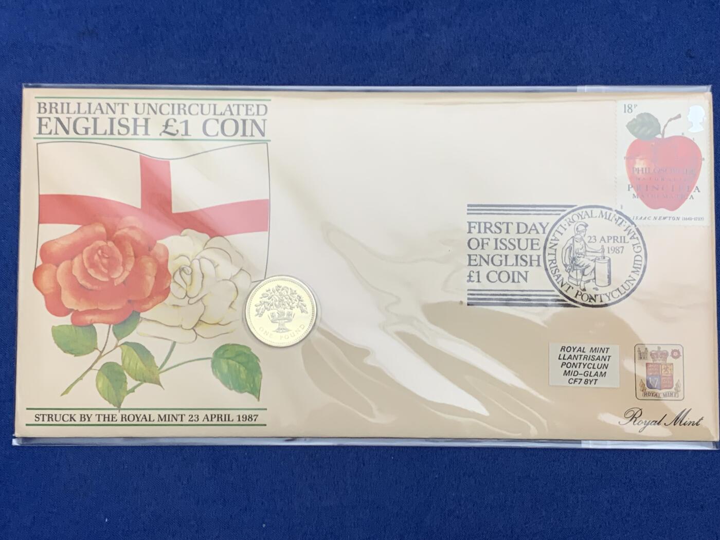 《竞宝斋》第471场 周日，周一，周二 3场连拍 （全场包邮）欢迎送拍 两枚一组 1987年英国老1英镑首日封/邮币封（Royal Mint和Royal Mail联合发行）