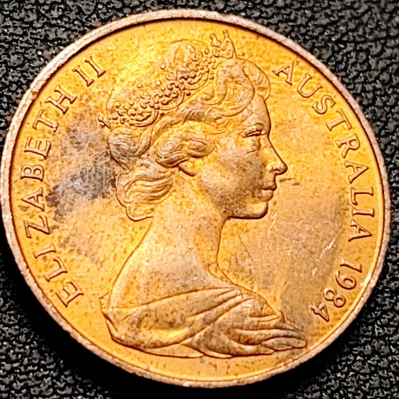 泉币菌-第211场-拍品多 请提前出价 。