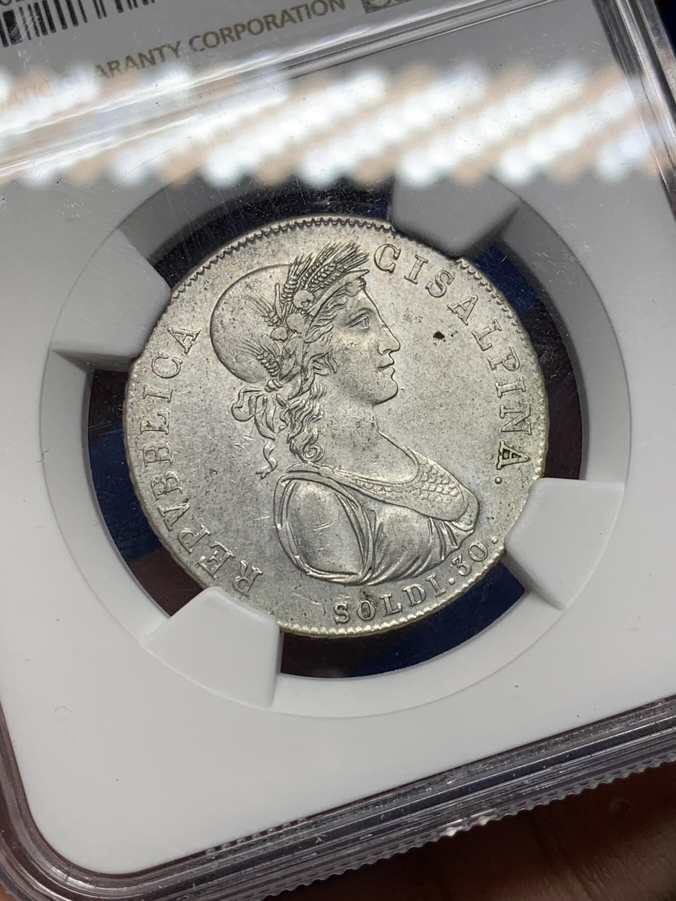 《竞宝斋》第471场 周日，周一，周二 3场连拍 （全场包邮）欢迎送拍 NGC AUD 意大利 阿尔卑斯（山南）共和国 1801年 30索尔迪 银币 拿破仑在意大利北部建立的国家 仅存在4年 很少见的品种