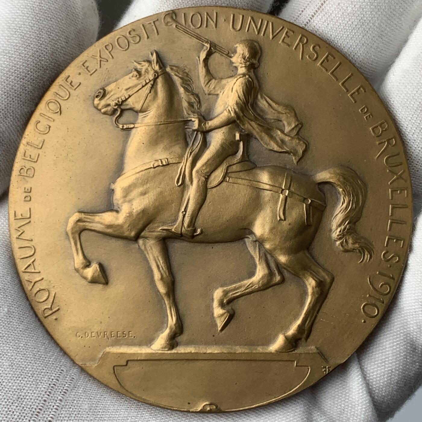 掌中浮雕-藏着的欧洲第055场 1910年比利时布鲁塞尔世博会大铜章，70mm