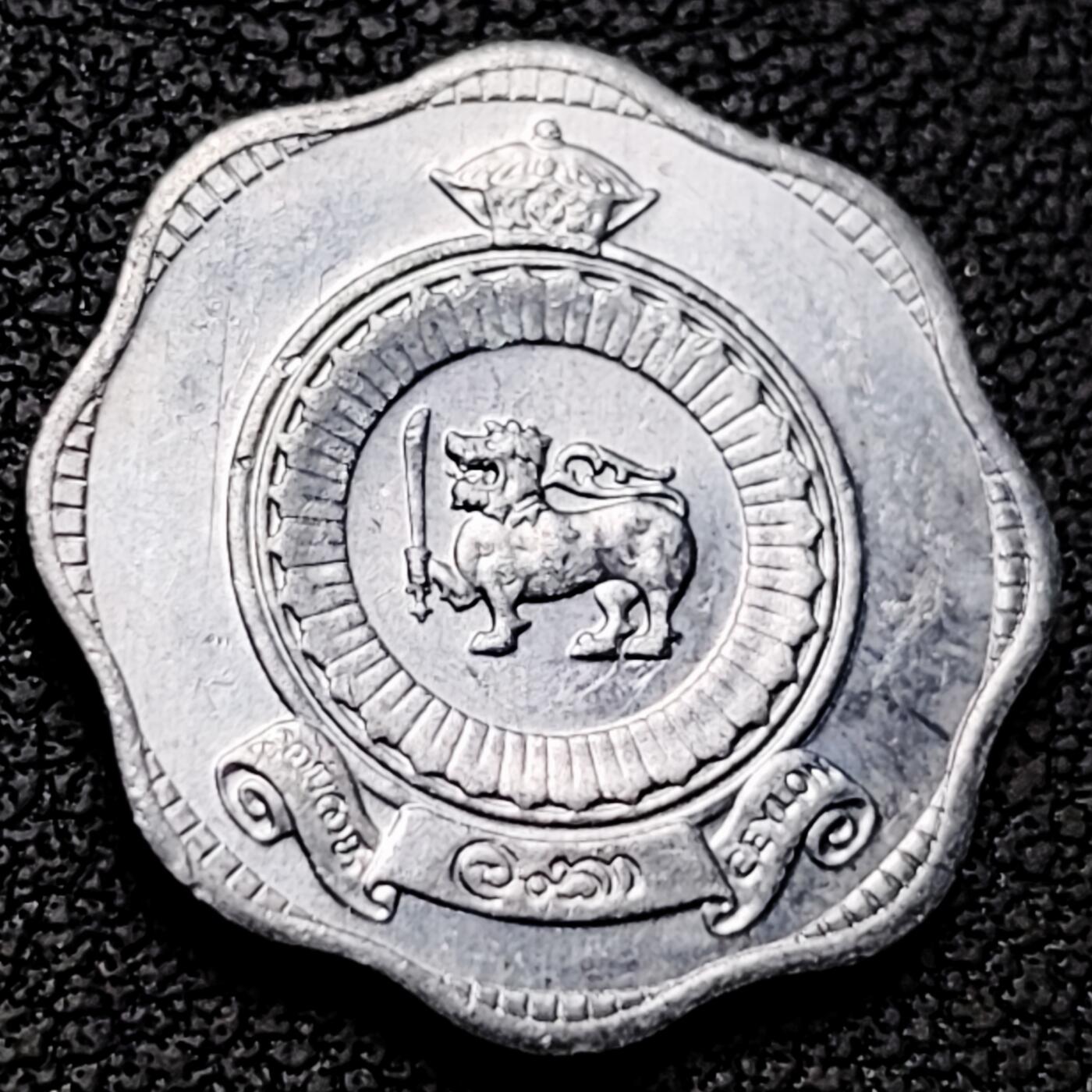 泉币菌-第211场-拍品多 请提前出价 。