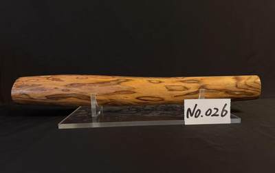 零元拍：NO.26终于在节前收到这批送出去加工的海南黄花梨随型把玩棍横财，这也许就是玩木头的乐趣吧，每一个花纹都独一无二，是自然与匠心的完美邂逅。 它保留了木材最本真的曲线，每一处起伏都像是时光在木头上留下的指纹。尺寸：460/50/55MM - 零元拍：NO.26终于在节前收到这批送出去加工的海南黄花梨随型把玩棍横财，这也许就是玩木头的乐趣吧，每一个花纹都独一无二，是自然与匠心的完美邂逅。 它保留了木材最本真的曲线，每一处起伏都像是时光在木头上留下的指纹。尺寸：460/50/55MM