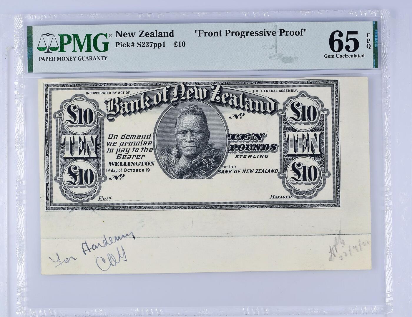 【Blue Auction】世界纸币精拍第795期——18级TOP拍卖/信誉/品质/专业/高效💫 【唯一冠军&唯一记录 非常珍罕 BWC出品 正面渐进印样】新西兰 1024年10镑高值  毛利人的第二任国王塔霍奥特写雕刻精美 PMG65EPQ 大票幅（带边铭 审核人手签签名 写了22年9月21日通过 意义重大）