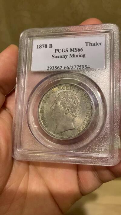 《竞宝斋》第471场 周日，周一，周二 3场连拍 （全场包邮）欢迎送拍 PCGS MS66 德国 1870B 萨克森矿业泰勒 亚军分！PCGS老盒严评，图案高点十分锐利。