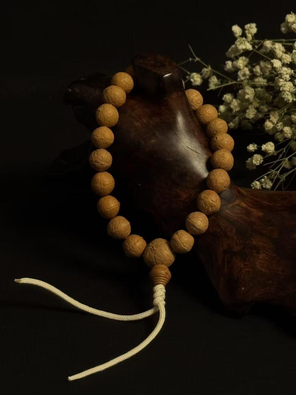 零元拍：凤眼单仓（媲美铁籽）大眼萌12MM左右念珠手串，2025年新籽，皮质超棒。