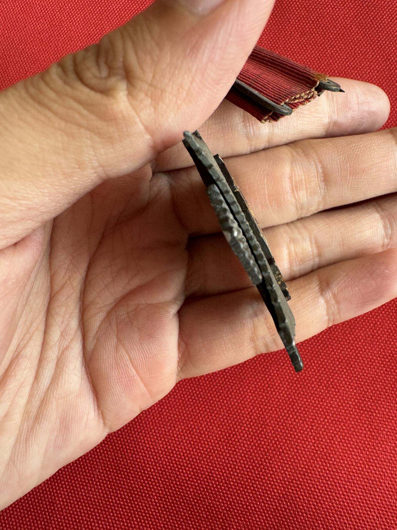 五哥徽章群   18号周三晚上八点4群联拍