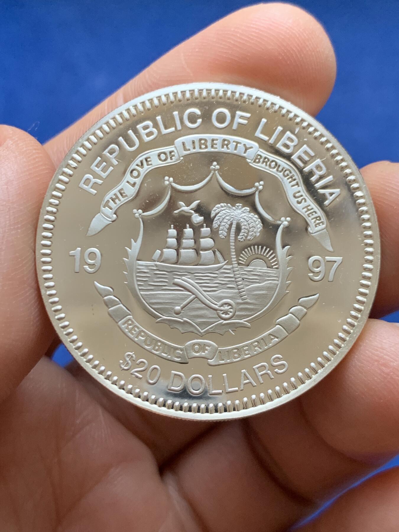 《竞宝斋》第471场 周日，周一，周二 3场连拍 （全场包邮）欢迎送拍 利比里亚1997年20元精制银币，世界最伟大征服者系列之一——德川家康，重约31.9克，925银