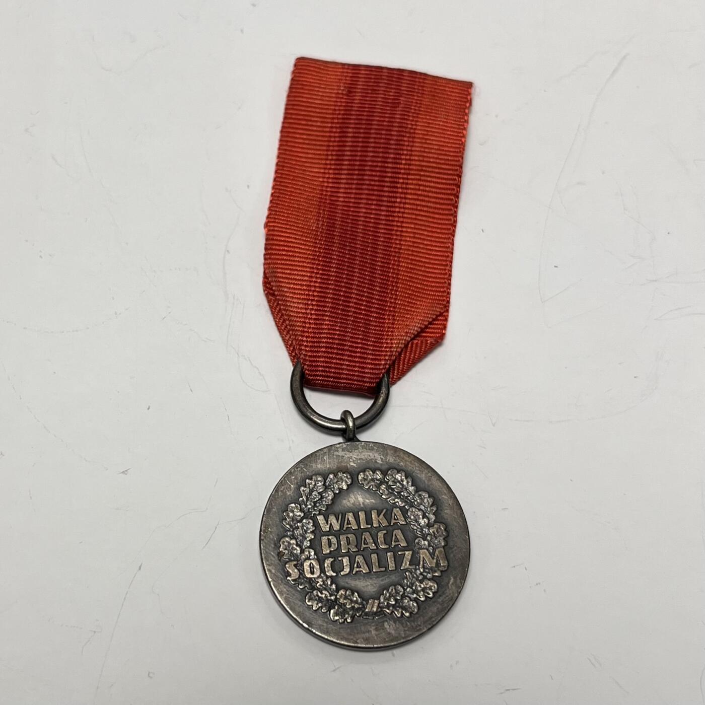 韵星假日军品类拍卖第47期 -- Rimey Holidays Militaria Auction 47 波兰人民共和国建国四十周年奖章