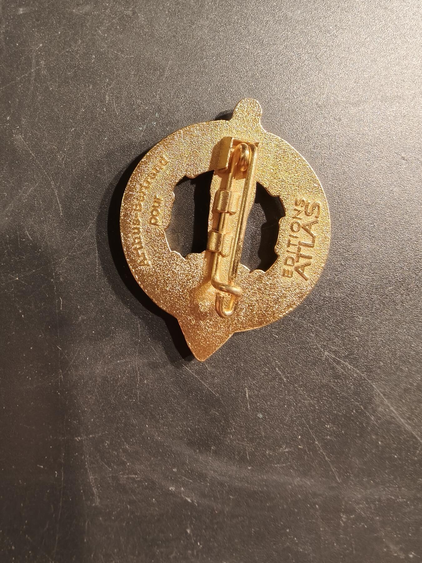 老王徽章第187期 法国陆军第32炮兵团证章