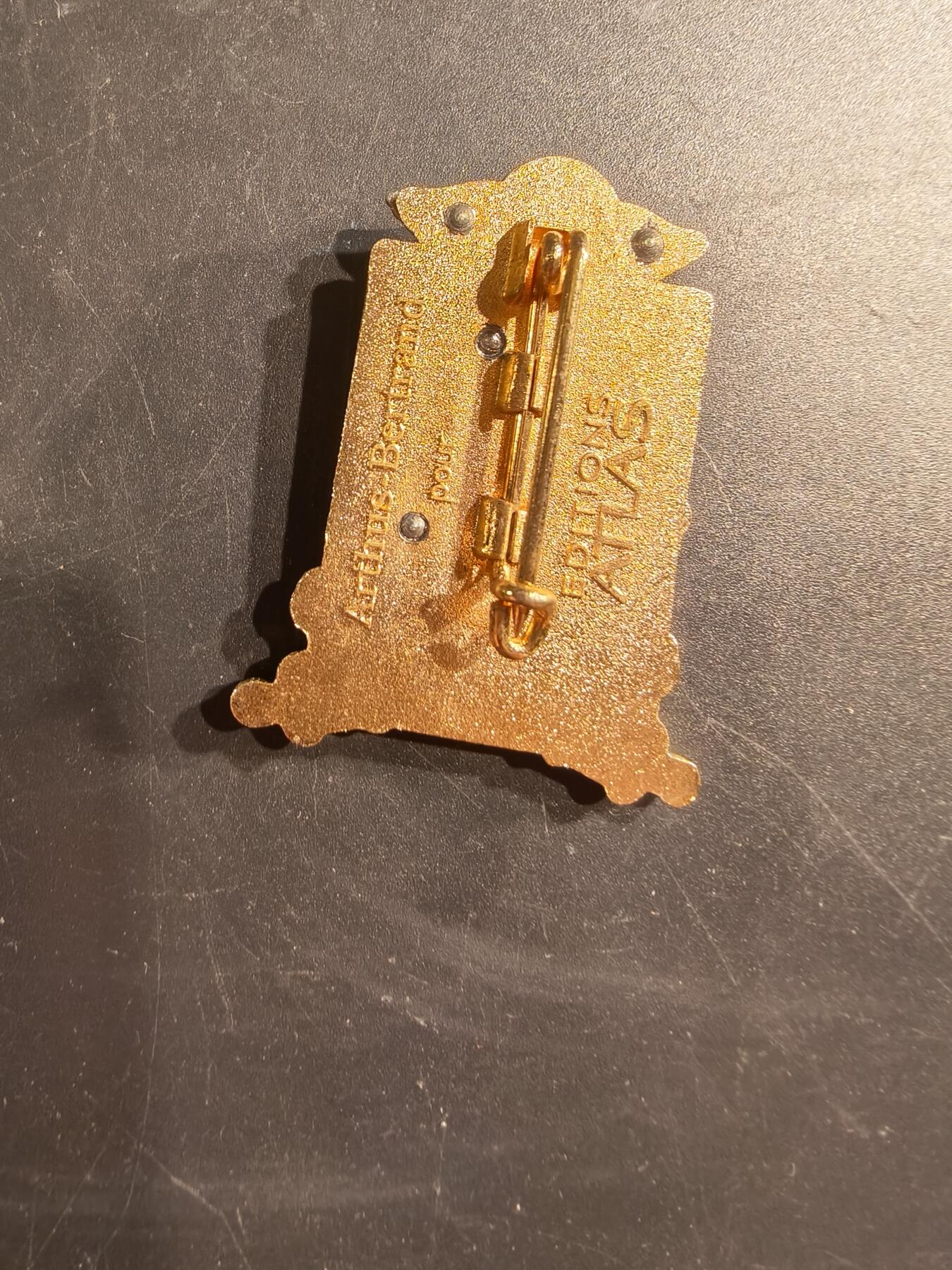 老王徽章第187期 法国陆军第35伞降炮兵团证章