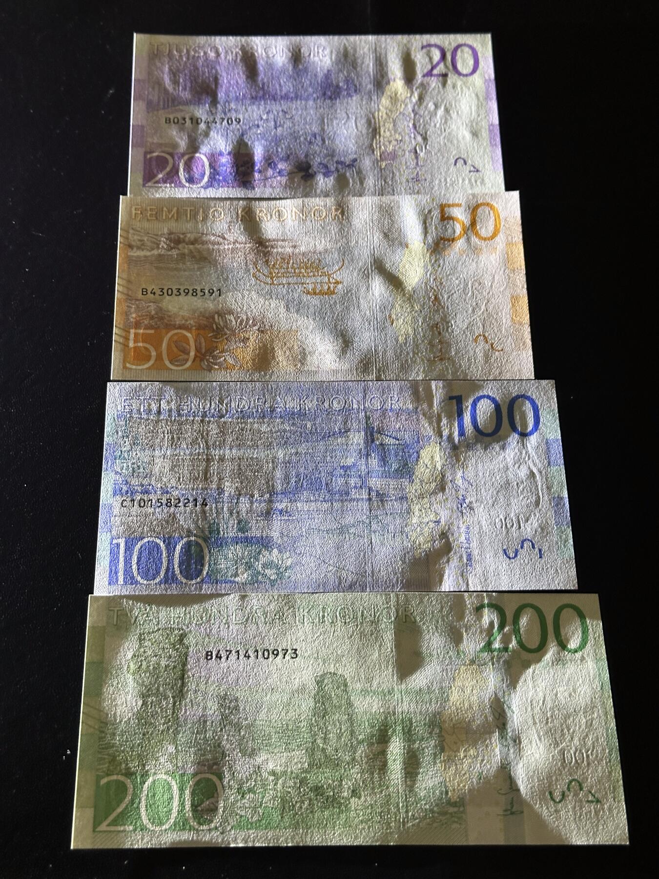 《外钞收藏家》第六百一十八期（精品场）（长期征集拍品、欢迎藏友们联系合作） 瑞典新版20/50/100/200克朗文化名人系列四张一套（绝品）	绝品