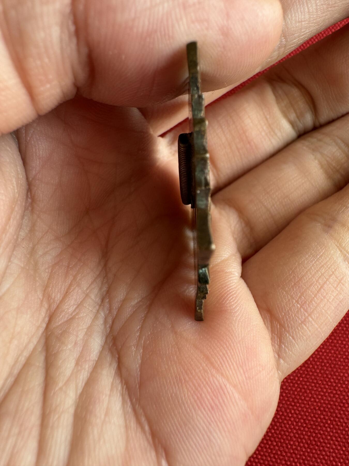 五哥徽章群   18号周三晚上八点4群联拍 铜章