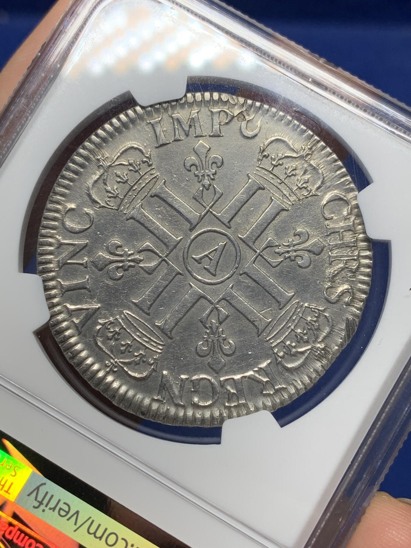 《竞宝斋》第471场 周日，周一，周二 3场连拍 （全场包邮）欢迎送拍 NGC XFD 法国1690年路易十四埃居大银币