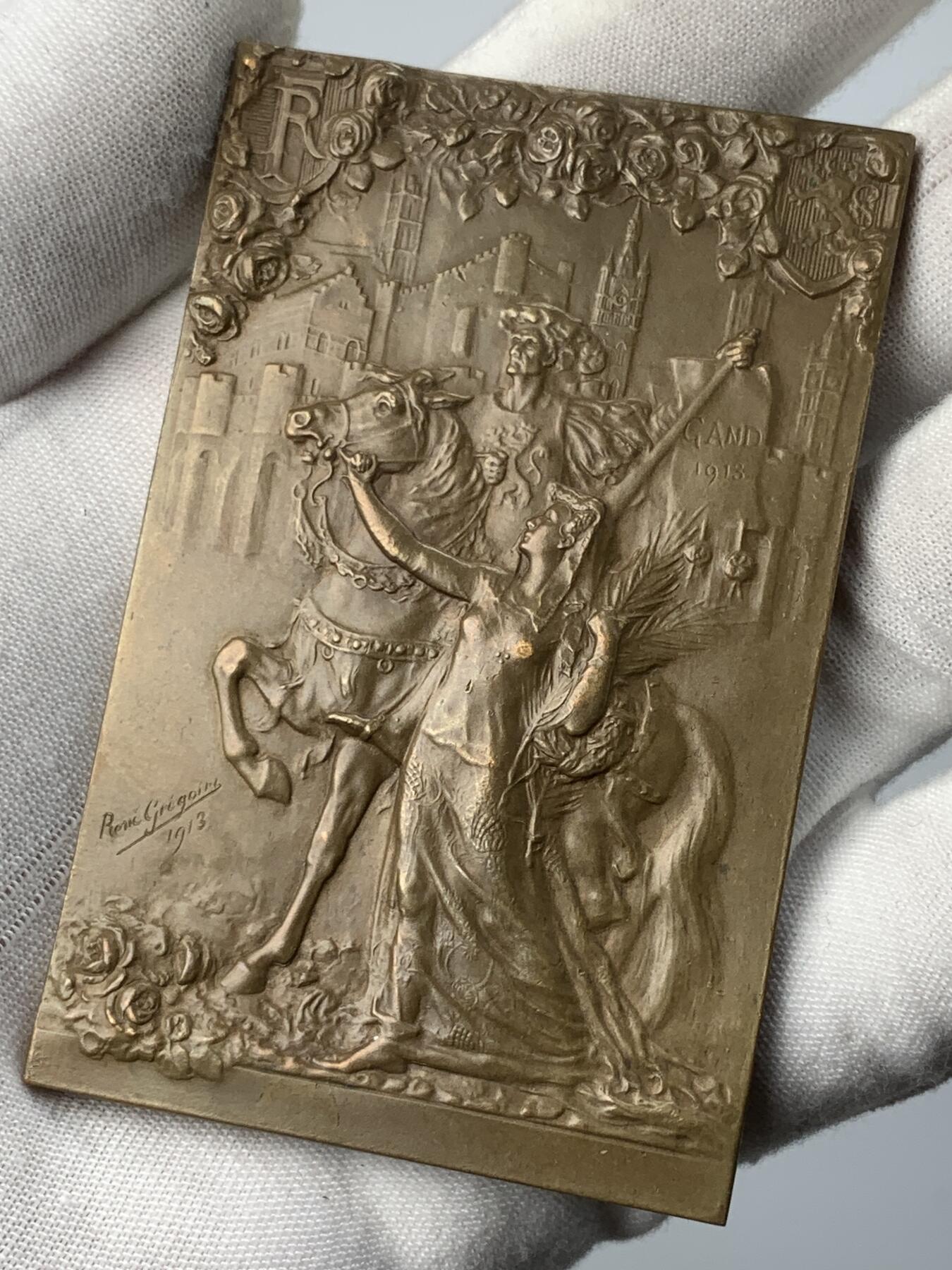 掌中浮雕-藏着的欧洲第055场  1913年比利时根特世博会法国参展纪念矩形铜章，52*80mm