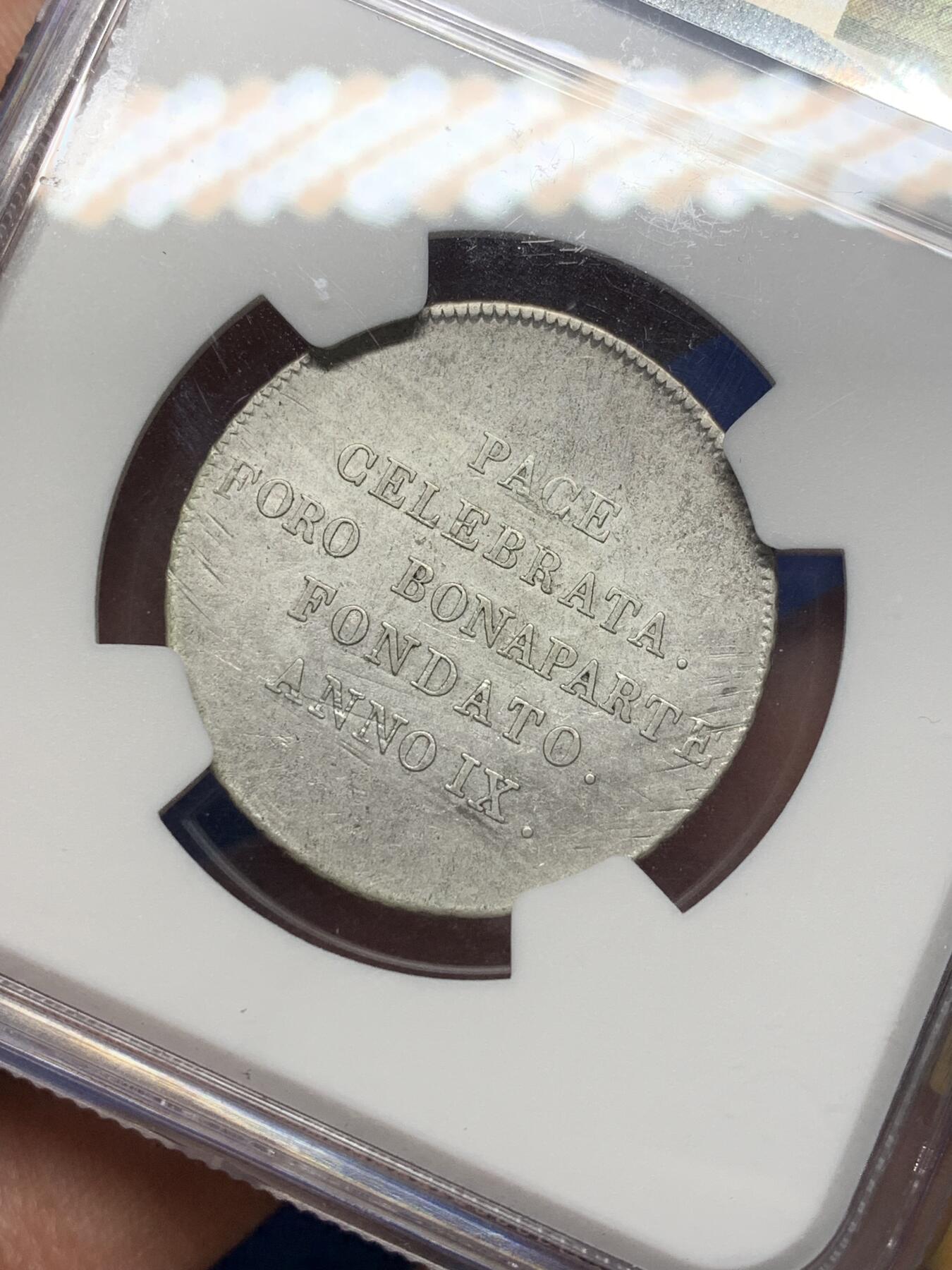 《竞宝斋》第471场 周日，周一，周二 3场连拍 （全场包邮）欢迎送拍 NGC AUD 意大利 阿尔卑斯（山南）共和国 1801年 30索尔迪 银币 拿破仑在意大利北部建立的国家 仅存在4年 很少见的品种