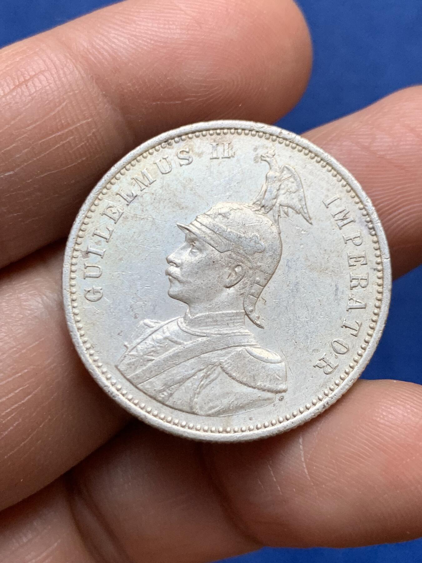 《竞宝斋》第471场 周日，周一，周二 3场连拍 （全场包邮）欢迎送拍 德属东非 1904年-A版 1卢比 银币 细节很好 少见品种 细节见图