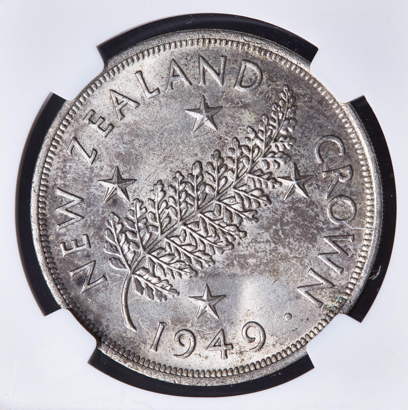 【俄甄集藏】2026年(049)03-18星期三 晚 19:30 全场包邮 新西兰1949年乔治六世1克朗大银币，NGC MS63，原味老包浆，转光品相